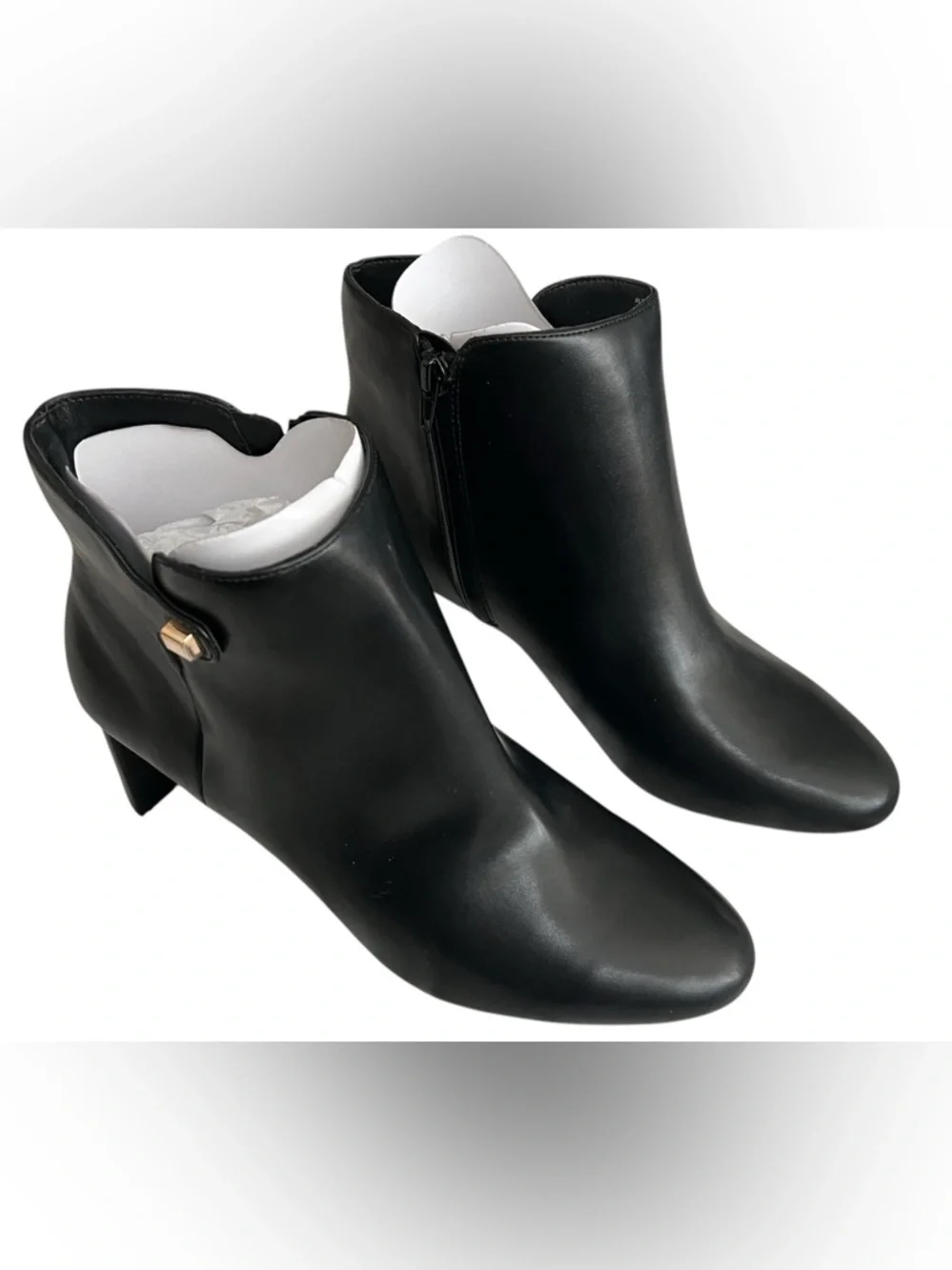 NWOT Alfani Womens Paam Black Almond Toe Heeled Ankle Boot Booties